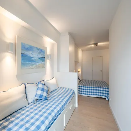 Spacious 9-guest Apartamento Knokke-Heist