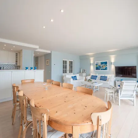 Apartamento Spacious 9-guest Knokke-Heist