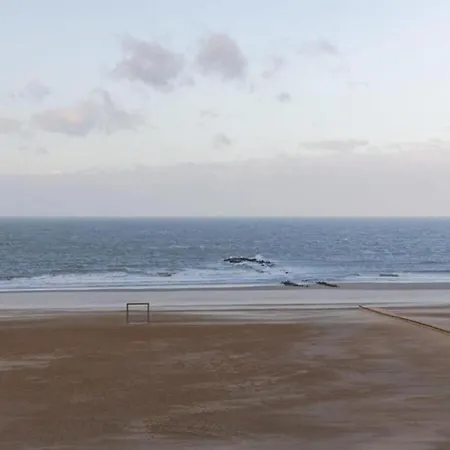 Spacious 9-guest Knokke-Heist