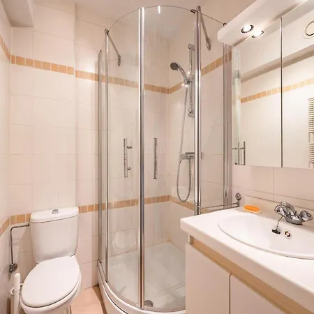 Spacious 9-guest Apartamento Knokke-Heist