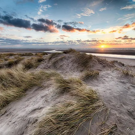 Apartment Spacious 9-guest