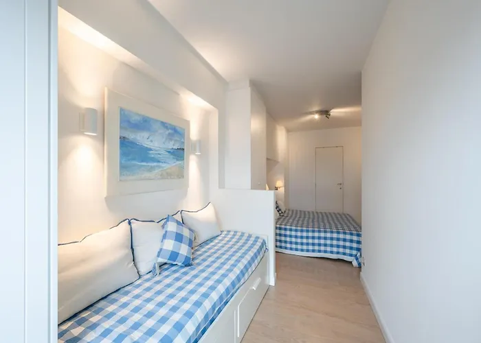 Spacious 9-guest Apartment Knokke-Heist
