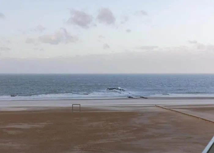 Spacious 9-guest Knokke-Heist